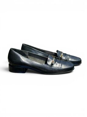 Vintage Aigner Women’s Black Loafers Gold Bar Carolyn Bassette Style Size 8 1/2